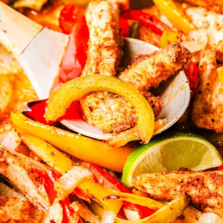 A close up picture of the finished Sheet Pan Fajitas.
