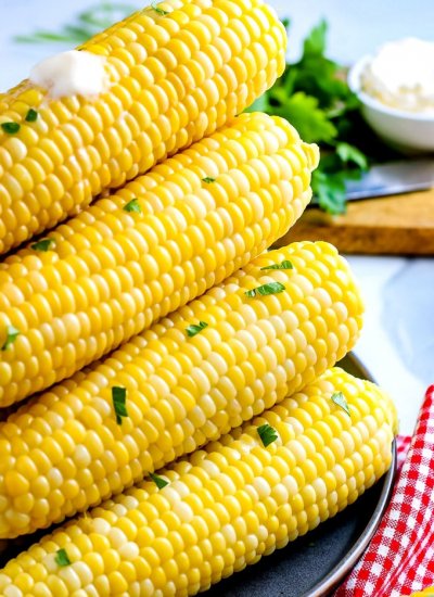 A pile of Instant Pot Corn on the Cob.
