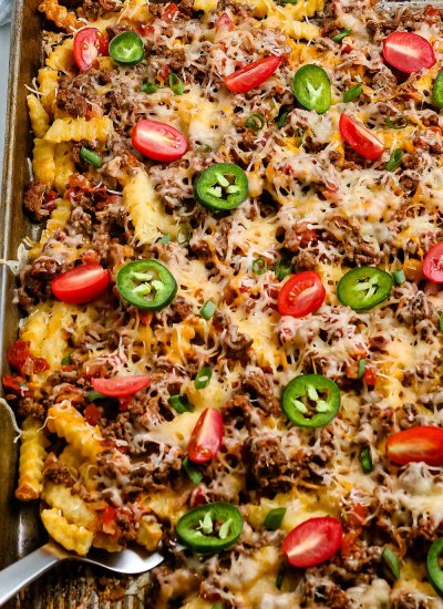 An overhead picture of the finished Nacho Fries.