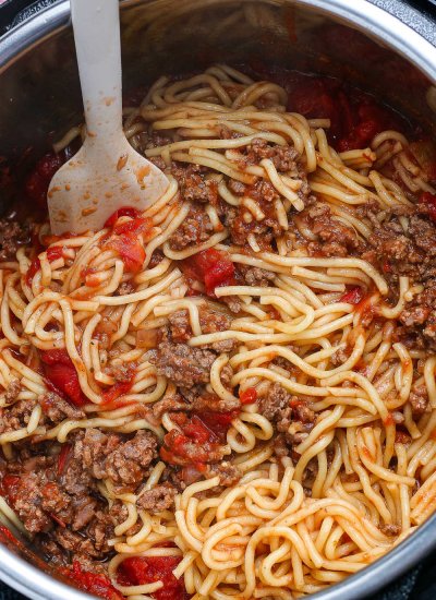 The finished Instant Pot Spaghetti in the Instant Pot.