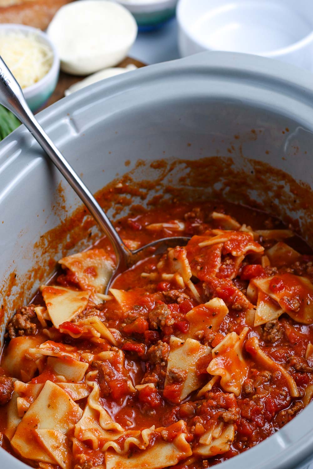Crockpot Lasagna Soup - Easy Budget Recipes