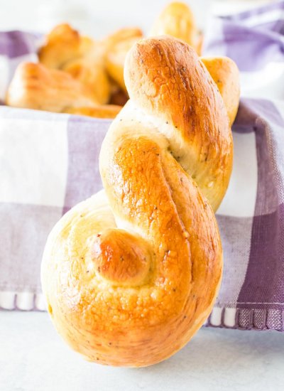 An Easter Bunny Roll with a napkin in the background.