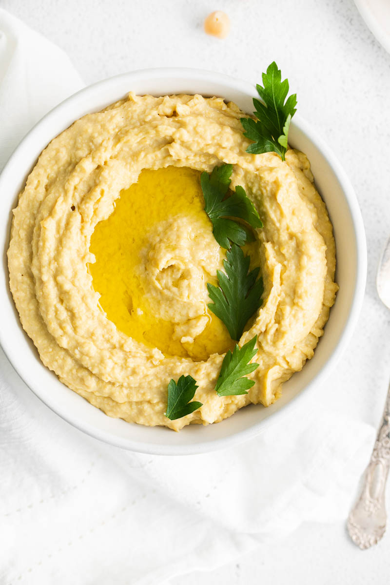 An overhead picture fo the finished easy hummus recipe. 