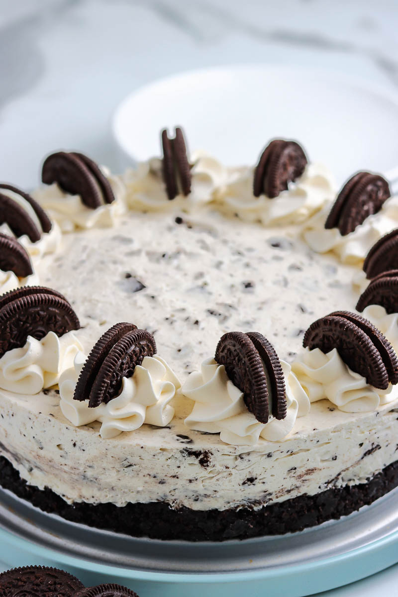 The finished No Bake Oreo Cheesecake.