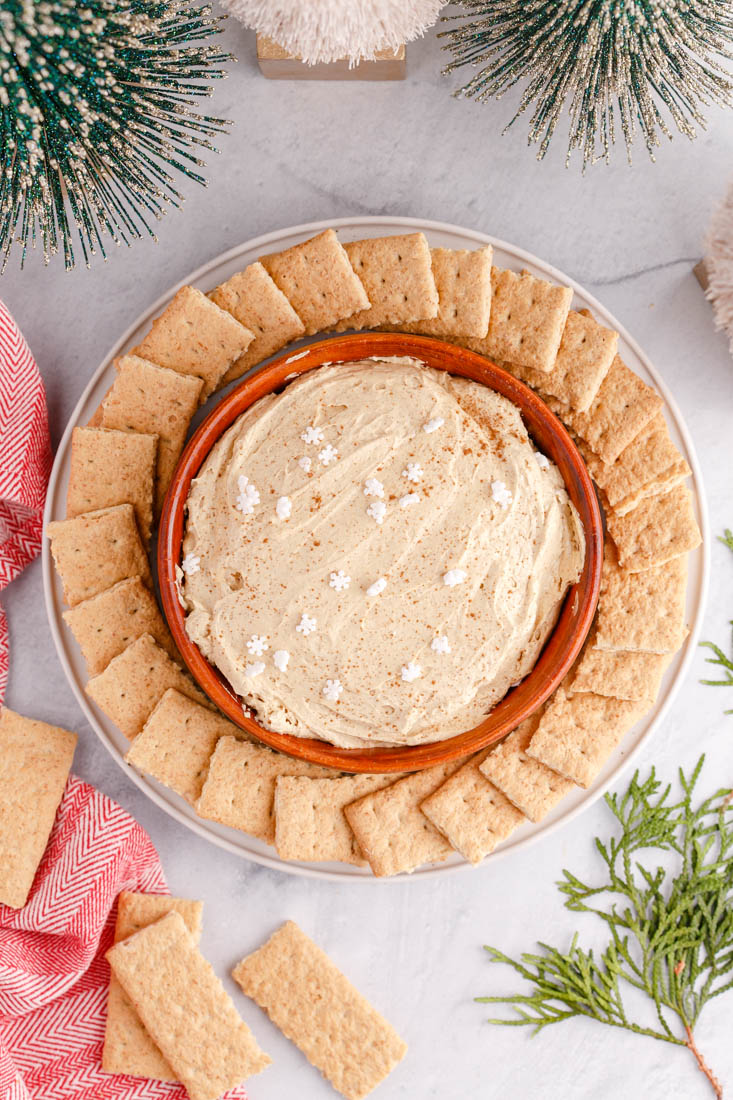 An overhead picture of the finished Gingerbread Dip in a serving bowl.