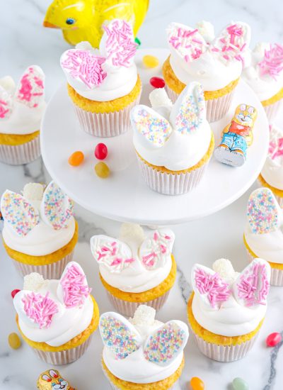 An overhead picture of the finished Bunny Cupcakes on tiered platters.