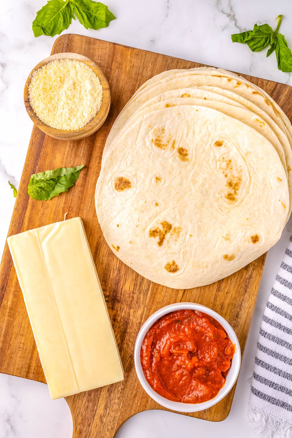All of the ingredients needed to make this recipe.