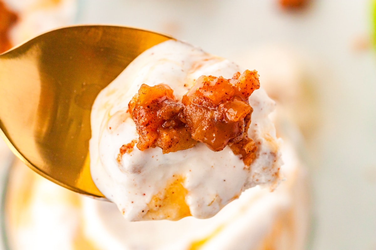 a spoonful of apple pie ice cream